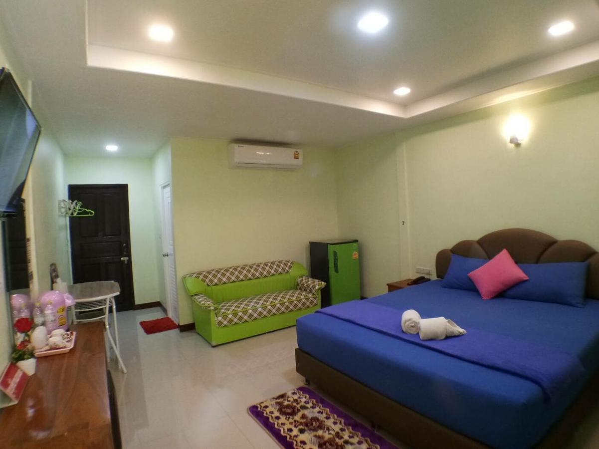 Hi Tech Resort Kabin Buri Esterno foto