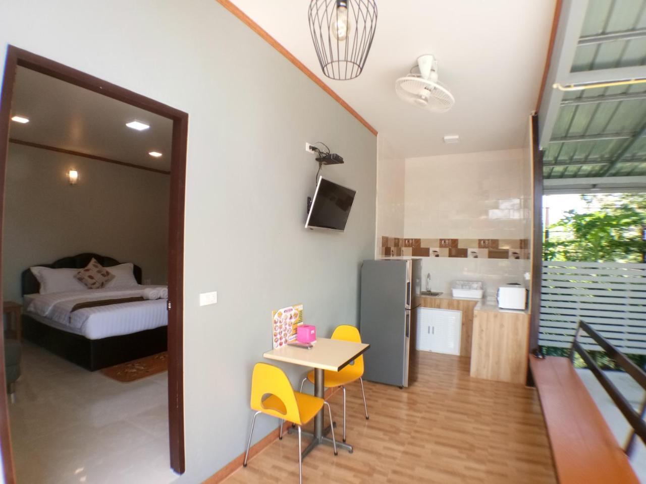 Hi Tech Resort Kabin Buri Camera foto